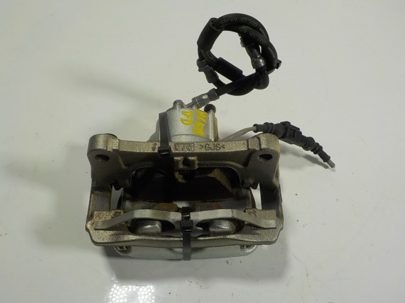 Recambio de pinza freno delantera derecha para seat leon sportstourer (kl8) style referencia OEM IAM 5WA615124E 5WA615106CF 