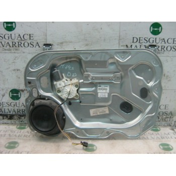 ELEVALUNAS DELANTERO DERECHO 