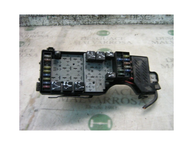 Recambio de caja reles / fusibles para volvo s80 berlina 2.0 t business referencia OEM IAM   