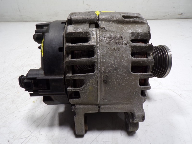 Recambio de alternador para volkswagen golf vii lim. (5g1) 1.6 tdi dpf referencia OEM IAM 03L903023L 03L903023L 