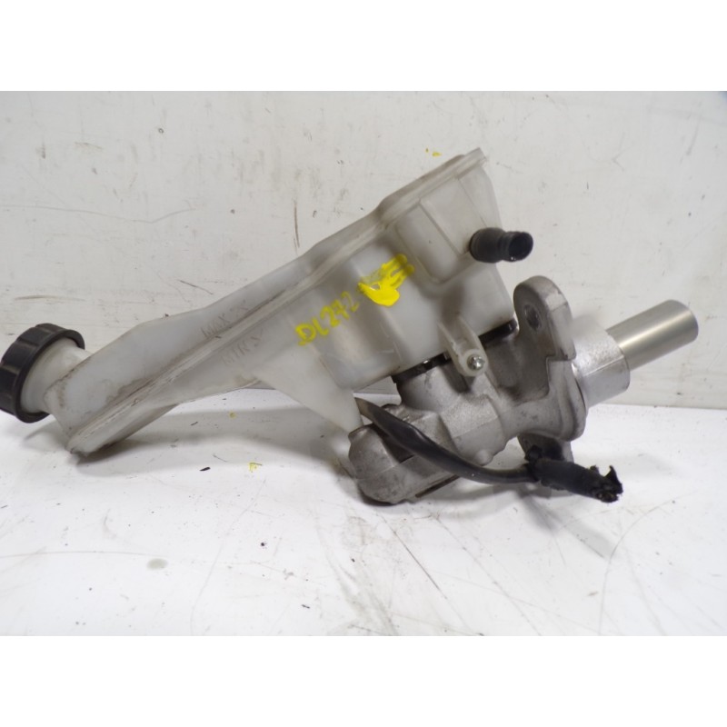 Recambio de bomba freno para mercedes-benz clase cla (w117) 2.1 cdi cat referencia OEM IAM A2464300301 A2464800202 