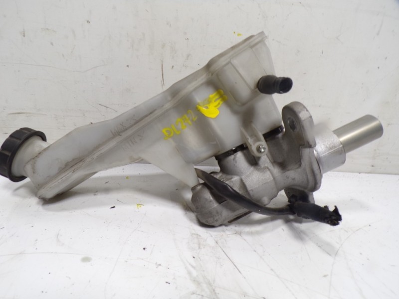 Recambio de bomba freno para mercedes-benz clase cla (w117) 2.1 cdi cat referencia OEM IAM A2464300301 A2464800202 