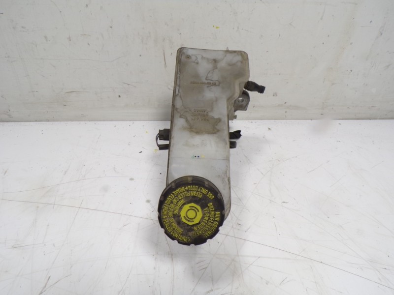 Recambio de bomba freno para mercedes-benz clase cla (w117) 2.1 cdi cat referencia OEM IAM A2464300301 A2464800202 