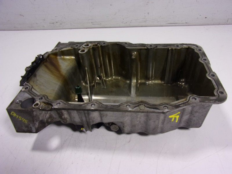 Recambio de carter para volkswagen polo (6c1) 1.2 tsi referencia OEM IAM 04E103601AF 04E103603G 