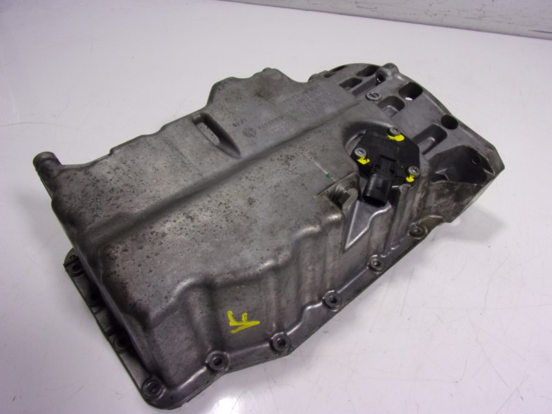 Recambio de carter para volkswagen polo (6c1) 1.2 tsi referencia OEM IAM 04E103601AF 04E103603G 