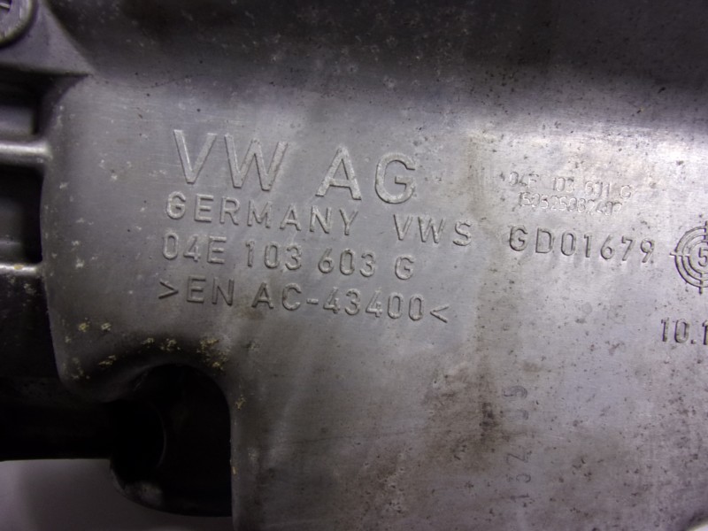 Recambio de carter para volkswagen polo (6c1) 1.2 tsi referencia OEM IAM 04E103601AF 04E103603G 