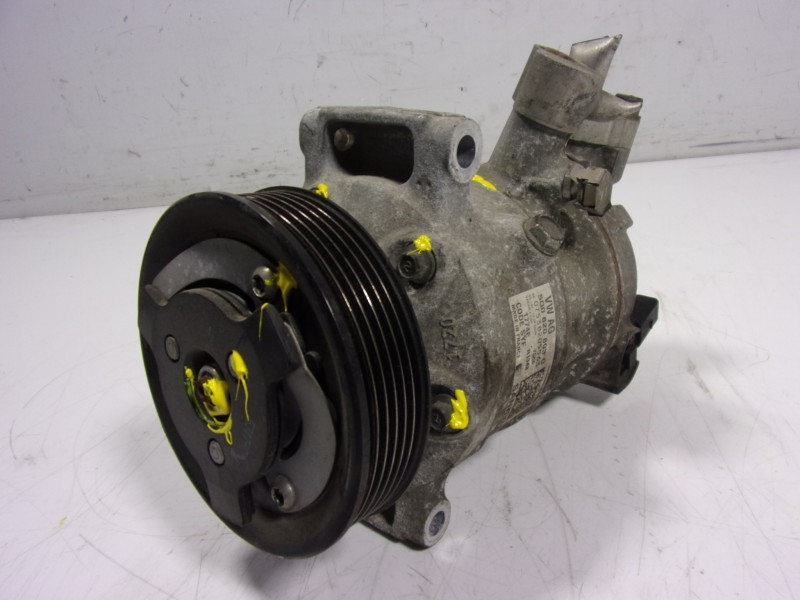 Recambio de compresor aire acondicionado para volkswagen polo (6c1) 1.2 tsi referencia OEM IAM 5Q0820803F 5Q0820803G 