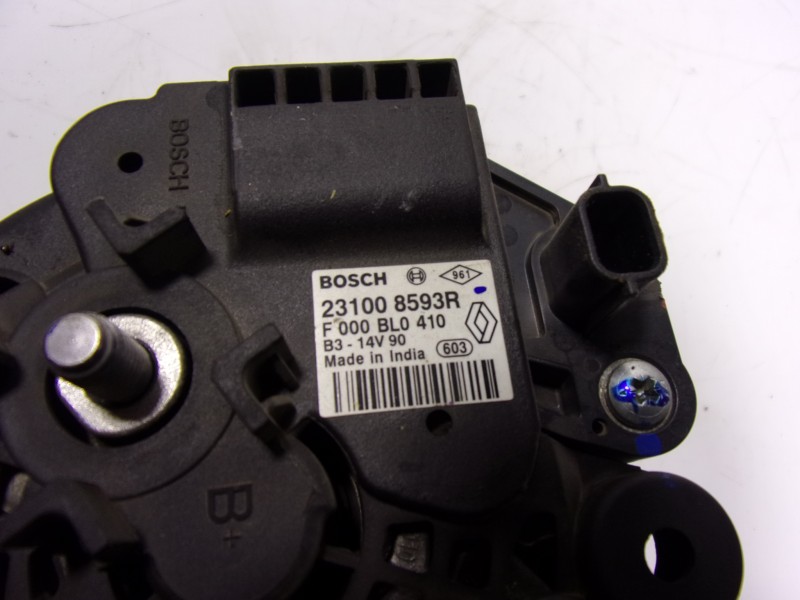 Recambio de alternador para renault captur 0.9 tce referencia OEM IAM 231002243R 231008559R 