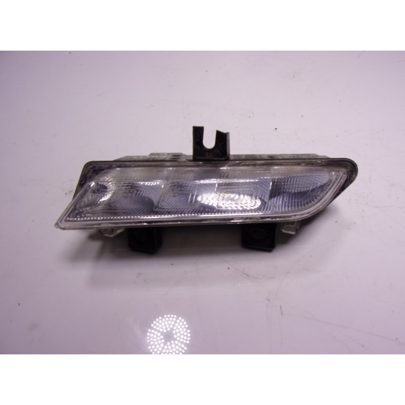 Recambio de piloto delantero derecho para renault captur 0.9 tce referencia OEM IAM 266000411R 266059367R 