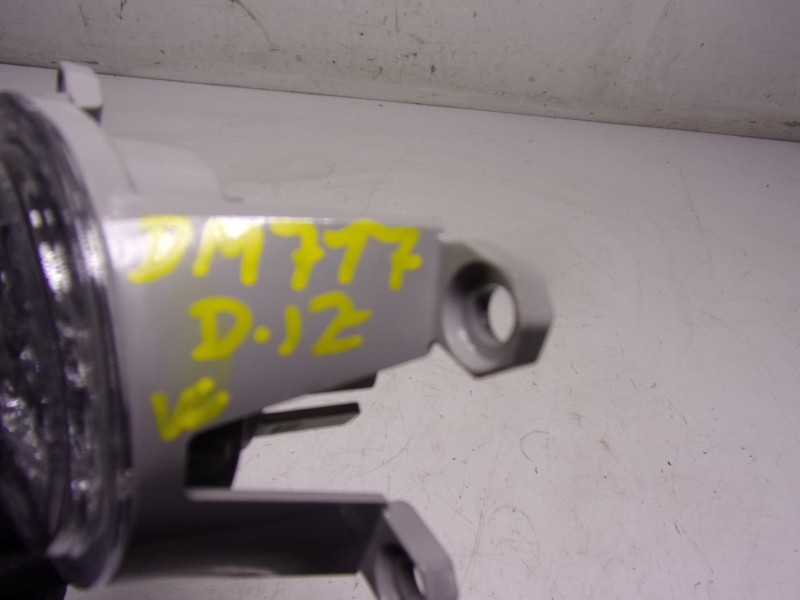 Recambio de faro antiniebla izquierdo para toyota corolla hybrid referencia OEM IAM 8122102190  