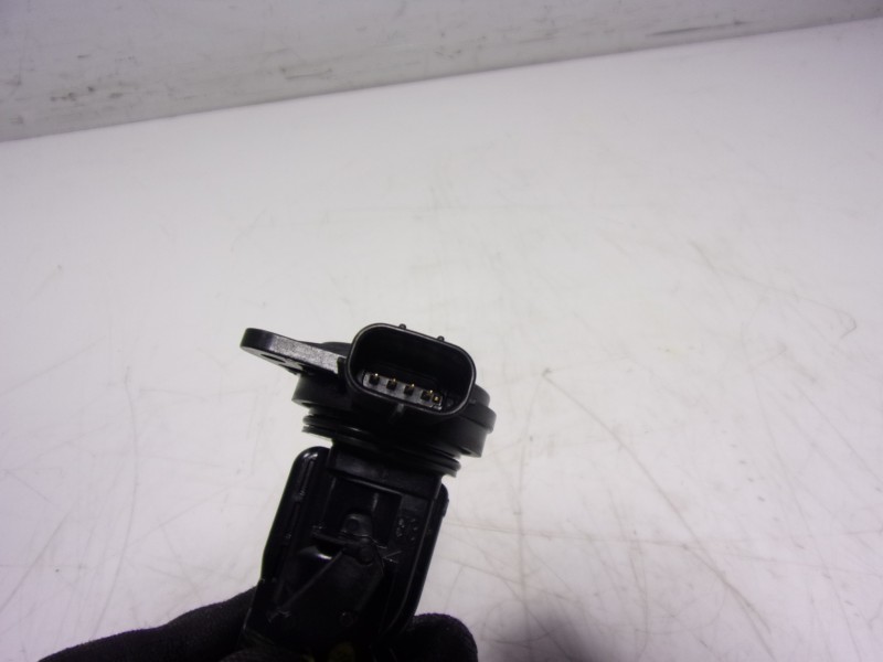 Recambio de caudalimetro para toyota hilux (3b/3c/3d) gr sport referencia OEM IAM 2220430030 2220430030 