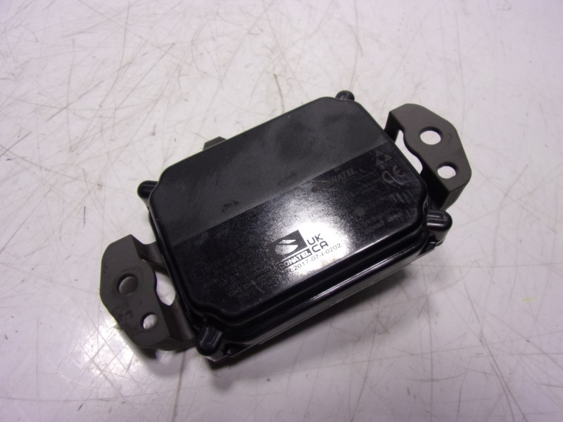 Recambio de modulo electronico para toyota hilux (3b/3c/3d) gr sport referencia OEM IAM 8821033120 8821033120 