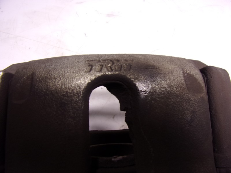 Recambio de pinza freno delantera izquierda para renault captur 0.9 tce referencia OEM IAM 7701208332 82007150788 