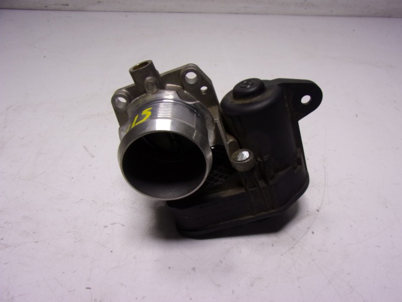 Recambio de caja mariposa para peugeot 308 1.2 12v e-thp referencia OEM IAM 9801942080 9881942080 