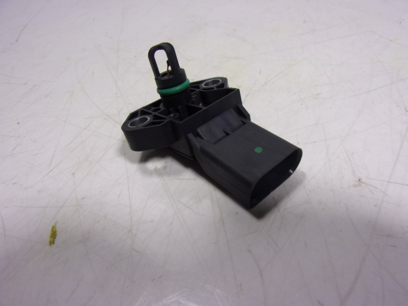 Recambio de caudalimetro para cupra leon sportstourer (kl8) 1.4 tsi phev referencia OEM IAM 03G906051M 04C906051B 