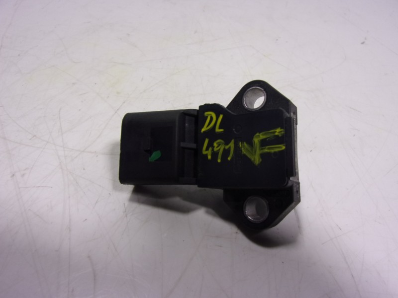 Recambio de caudalimetro para cupra leon sportstourer (kl8) 1.4 tsi phev referencia OEM IAM 03G906051M 04C906051B 