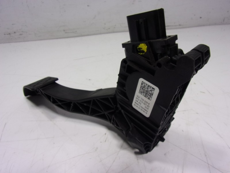Recambio de potenciometro pedal para seat leon (kl1) 2.0 tdi referencia OEM IAM  5Q1723503K 