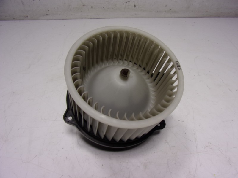 Recambio de motor calefaccion para hyundai ix35 1.7 crdi cat referencia OEM IAM 971132Y000 F00S3B2441 