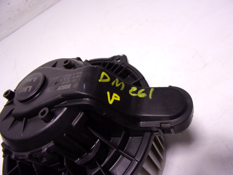 Recambio de motor calefaccion para hyundai ix35 1.7 crdi cat referencia OEM IAM 971132Y000 F00S3B2441 