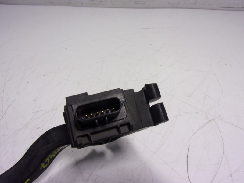 Recambio de potenciometro pedal para seat ibiza (kj1) 1.0 tsi referencia OEM IAM  2Q1723503 