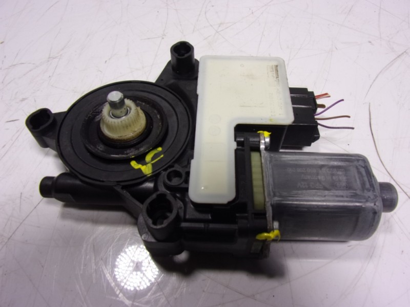 Recambio de motor elevalunas delantero derecho para seat ibiza (kj1) 1.0 tsi referencia OEM IAM  2Q1959406 