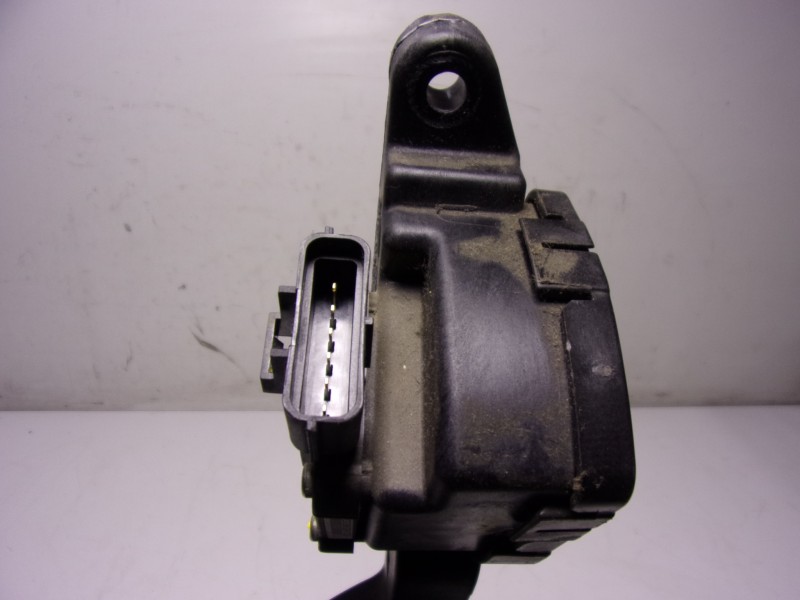 Recambio de potenciometro pedal para hyundai ix35 1.7 crdi cat referencia OEM IAM 327002S000 DH327272S000 