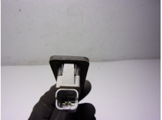 Recambio de maneta porton para renault twingo iii 1.0 sce referencia OEM IAM    2