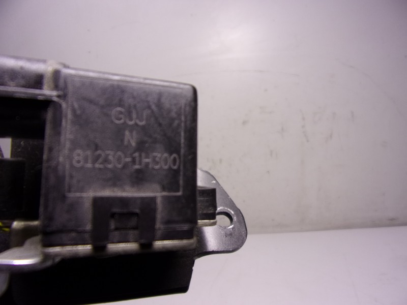 Recambio de cerradura maletero / porton para hyundai ix35 1.7 crdi cat referencia OEM IAM 812301H300 812301H300 