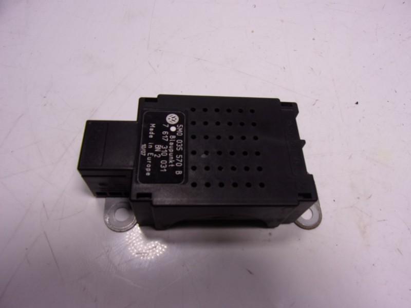 Recambio de modulo electronico para volkswagen golf v berlina (1k1) r32 referencia OEM IAM 5M0035570B 5M0035570B 