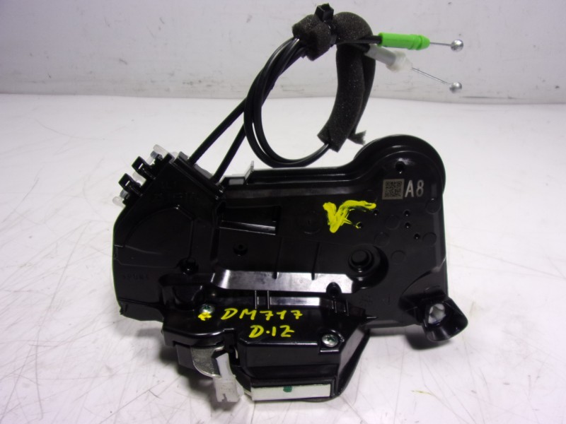 Recambio de cerradura puerta delantera izquierda para toyota corolla hybrid referencia OEM IAM 6904002491  