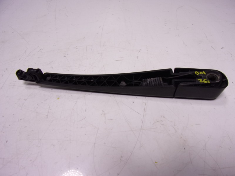 Recambio de brazo limpia trasero para hyundai ix35 1.7 crdi cat referencia OEM IAM 988111H000  