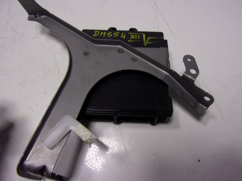 Recambio de modulo electronico para toyota yaris 1.5 vvti hev referencia OEM IAM  89981K0012 