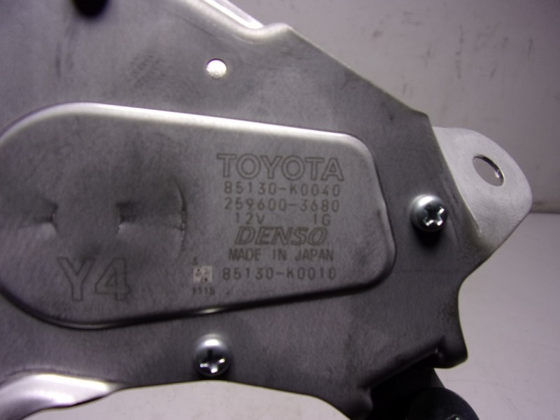 Recambio de motor limpia trasero para toyota yaris 1.5 vvti hev referencia OEM IAM  85130K0040 