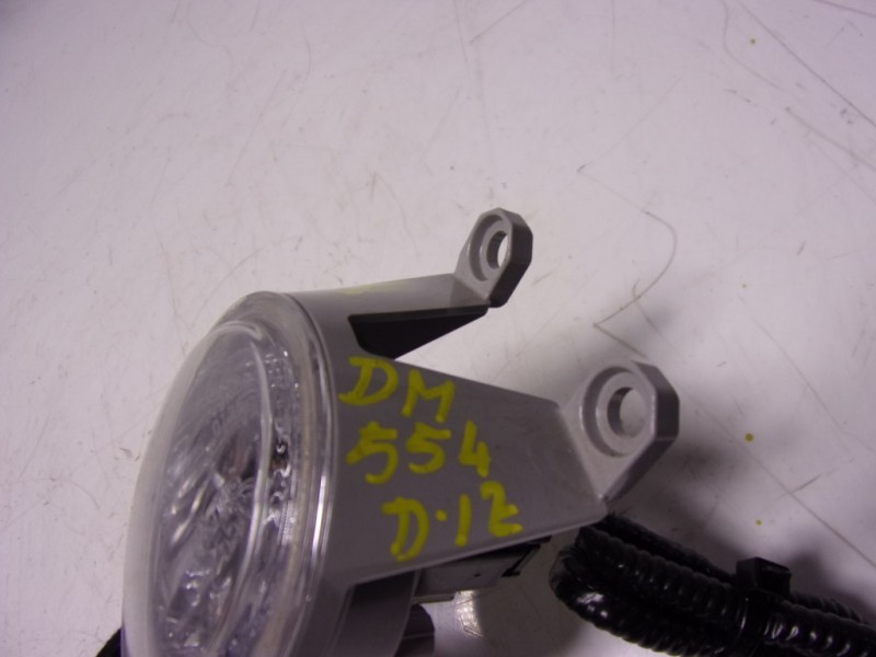 Recambio de faro antiniebla izquierdo para toyota yaris 1.5 vvti hev referencia OEM IAM   