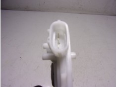 Recambio de cerradura maletero / porton para toyota yaris 1.5 vvti hev referencia OEM IAM    2