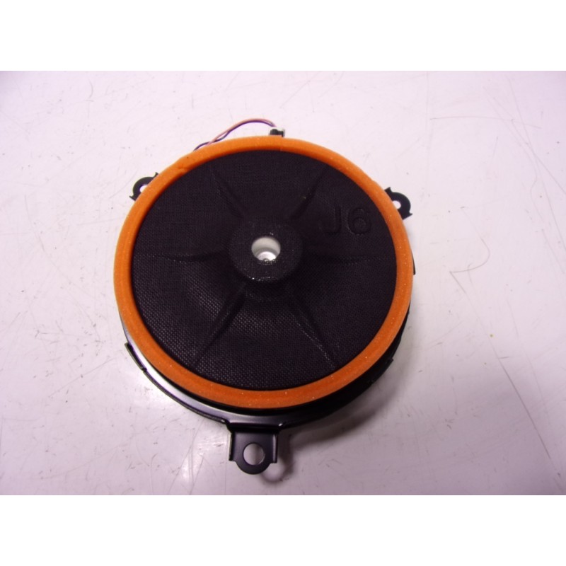 Recambio de modulo electronico para toyota yaris 1.5 vvti hev referencia OEM IAM  86150K0010 