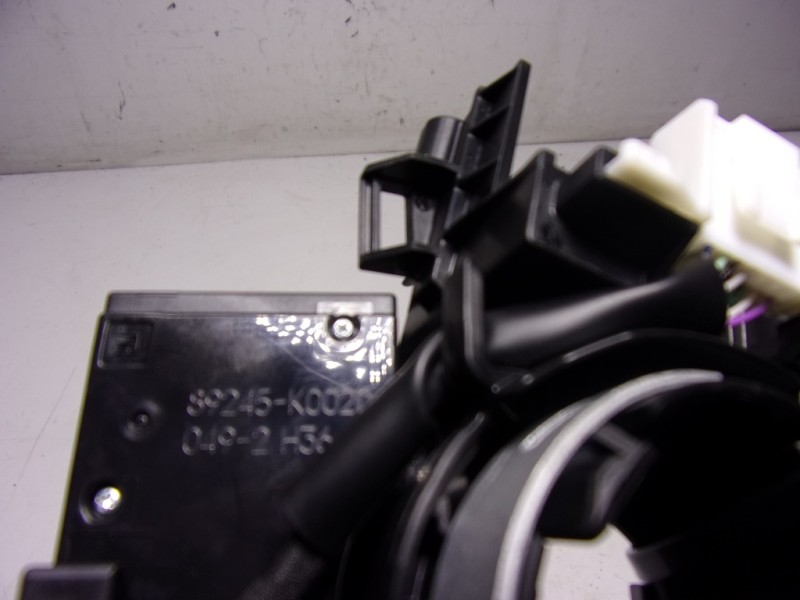 Recambio de modulo electronico para toyota yaris 1.5 vvti hev referencia OEM IAM  89245K0020 