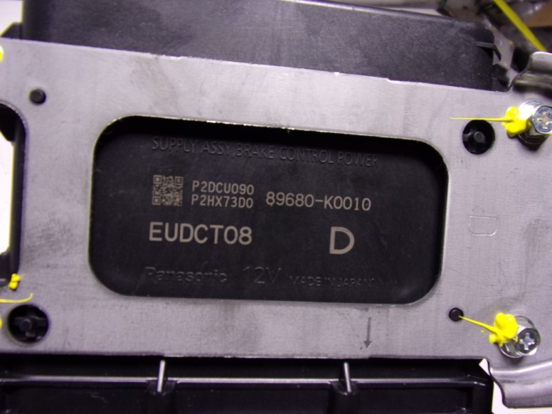 Recambio de modulo electronico para toyota yaris 1.5 vvti hev referencia OEM IAM  89680K0010 