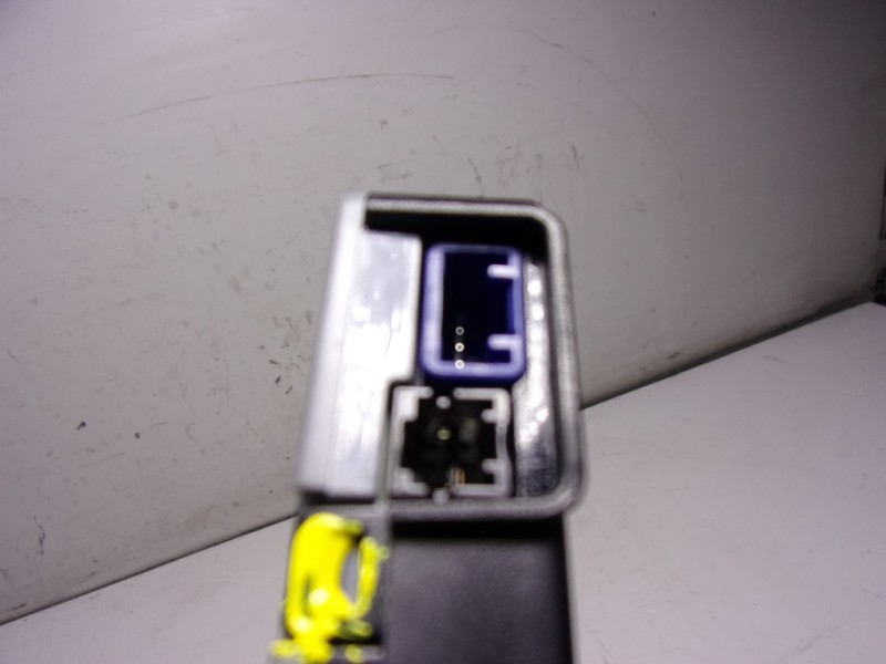 Recambio de modulo electronico para toyota yaris 1.5 vvti hev referencia OEM IAM  86740YP010 