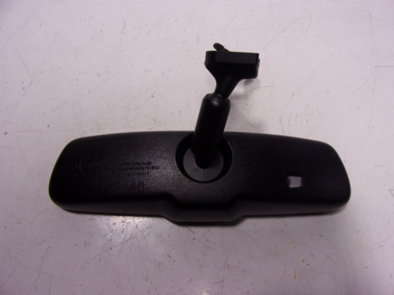 Recambio de espejo interior para toyota yaris 1.5 vvti hev referencia OEM IAM   