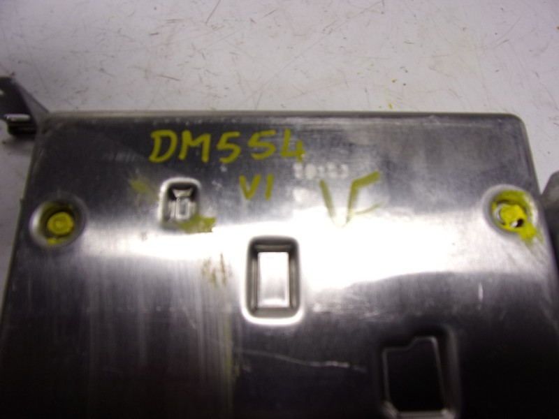 Recambio de modulo electronico para toyota yaris 1.5 vvti hev referencia OEM IAM  867400D031 