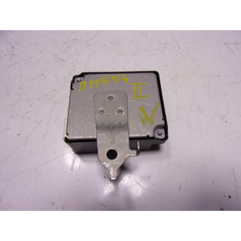 Recambio de modulo electronico para toyota yaris 1.5 vvti hev referencia OEM IAM  897B20K0012 