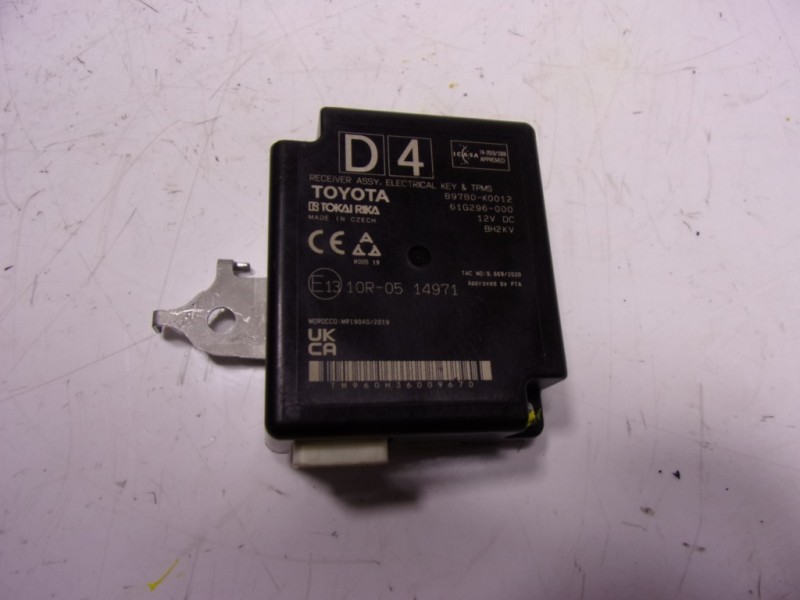 Recambio de modulo electronico para toyota yaris 1.5 vvti hev referencia OEM IAM  897B20K0012 