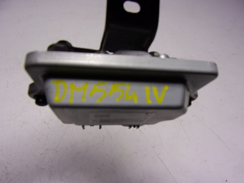 Recambio de modulo electronico para toyota yaris 1.5 vvti hev referencia OEM IAM  8957110010 