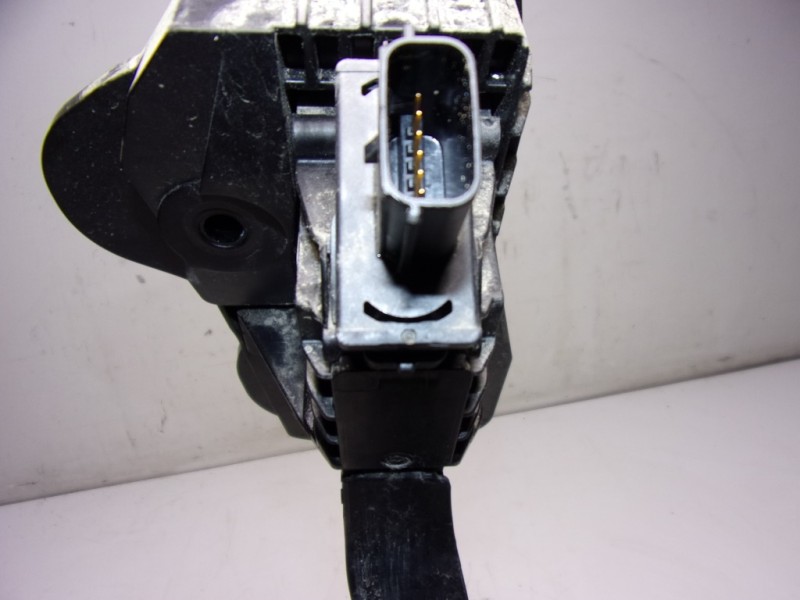 Recambio de potenciometro pedal para ford transit furgón (tts) 2.0 tdci cat referencia OEM IAM 2326731 KK319F836AB 