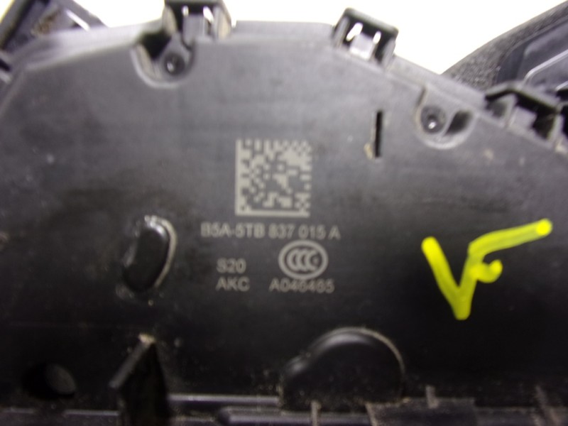 Recambio de cerradura puerta delantera izquierda para seat ibiza (kj1) 1.0 tsi referencia OEM IAM  5TB837015A 