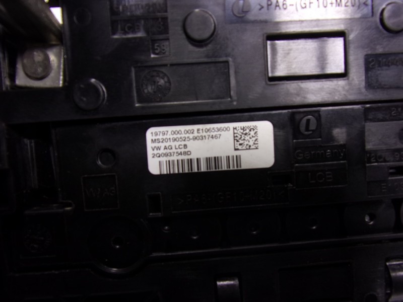 Recambio de modulo electronico para seat ibiza (kj1) 1.0 tsi referencia OEM IAM  2Q0937548D 