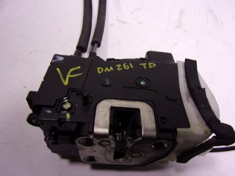 Recambio de cerradura puerta trasera derecha para hyundai ix35 1.7 crdi cat referencia OEM IAM 814202Y010 814202Y010 