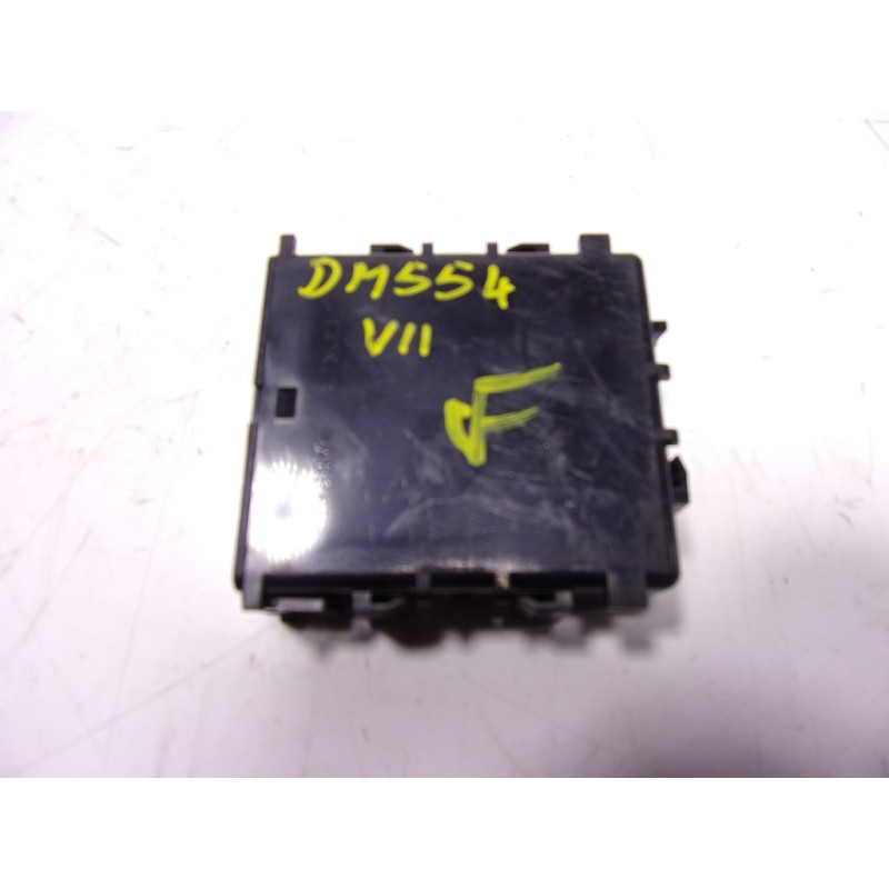 Recambio de modulo electronico para toyota yaris 1.5 vvti hev referencia OEM IAM  8594052100 