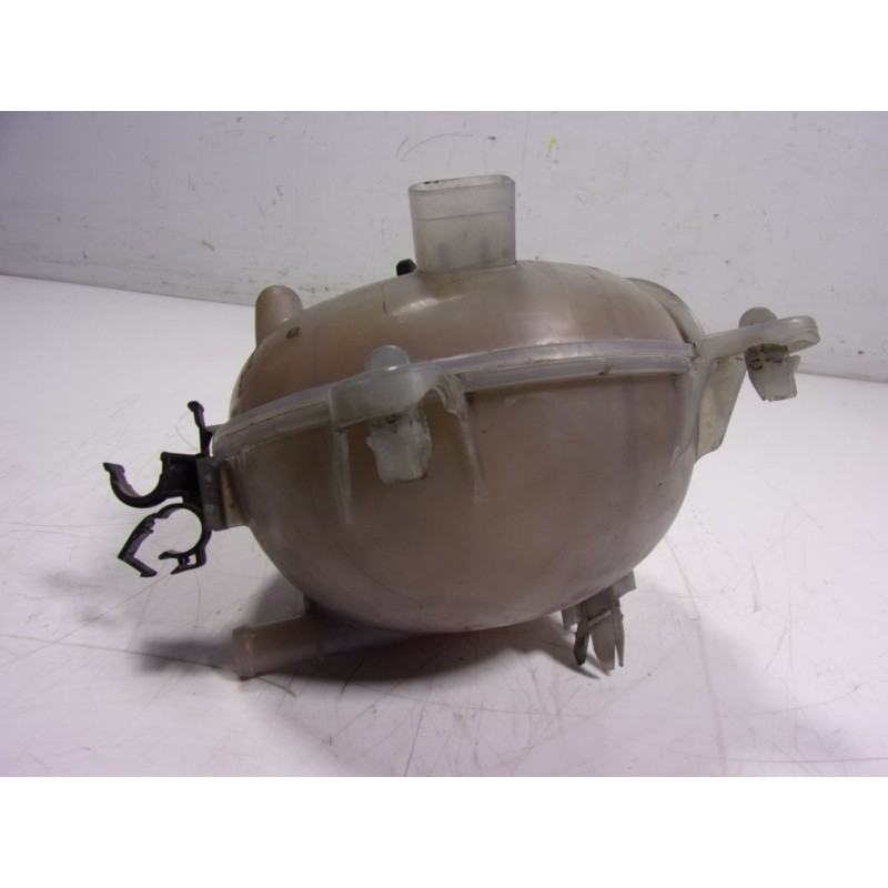 Recambio de deposito expansion para volkswagen golf vii lim. (5g1) 1.6 tdi dpf referencia OEM IAM  5Q0121407A 